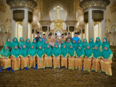 Ustadz dan Ustadzah SDIT Al-Azhar Kediri